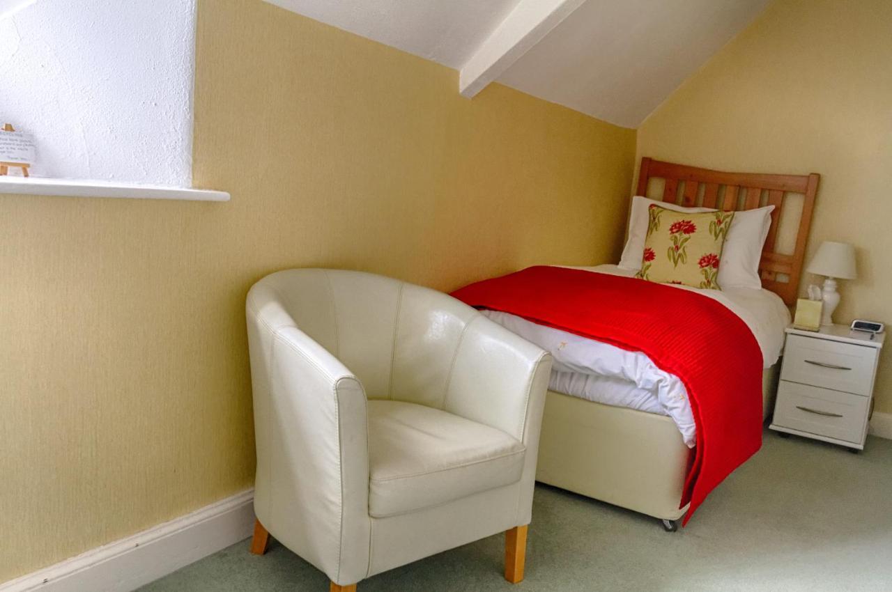 Holcombe House Guest House Llandudno Extérieur photo
