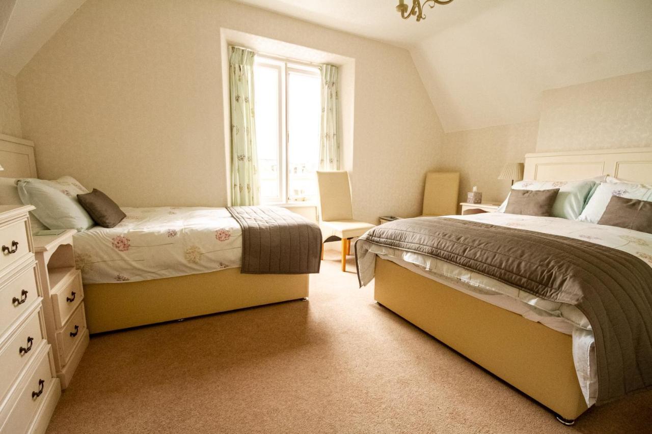 Holcombe House Guest House Llandudno Extérieur photo