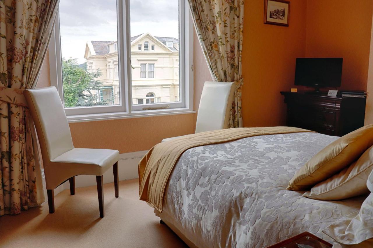 Holcombe House Guest House Llandudno Extérieur photo